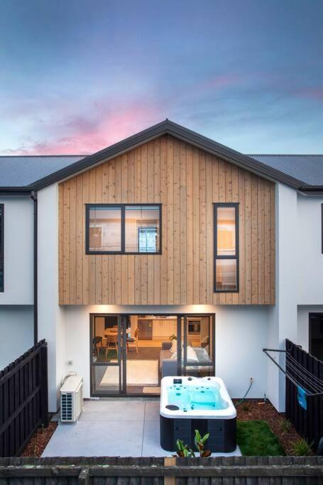 Stylish Townhouse With Hot Tub Διαμέρισμα Κράισττσερτς Εξωτερικό φωτογραφία
